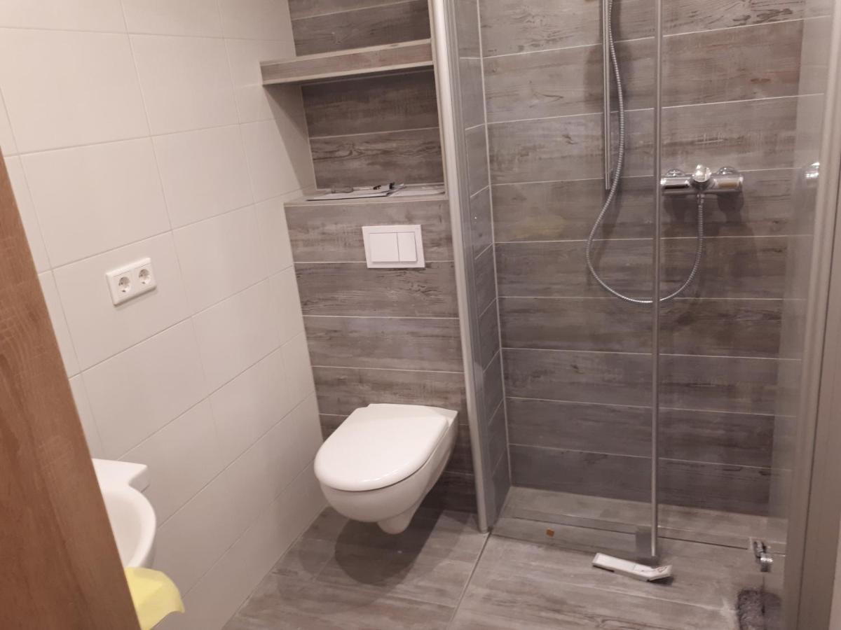 Haus Roseneck-Pension Am Stadtrand Borchen Екстер'єр фото
