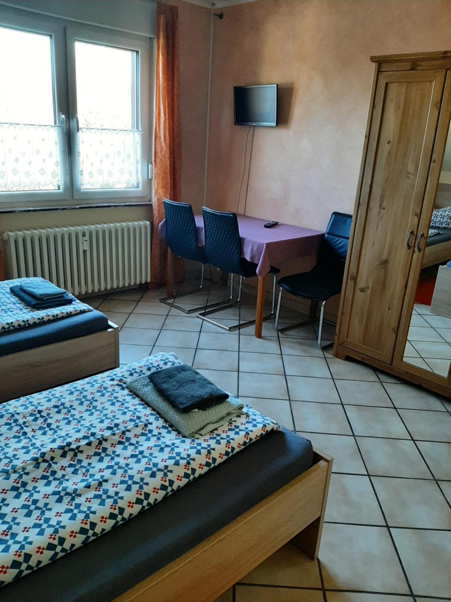 Haus Roseneck-Pension Am Stadtrand Borchen Номер фото